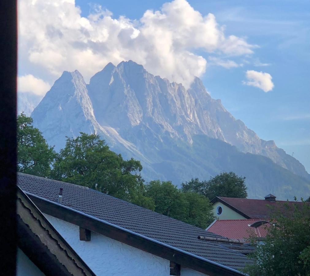 Landhaus Alpenblick Apartamento Garmisch-Partenkirchen Exterior foto