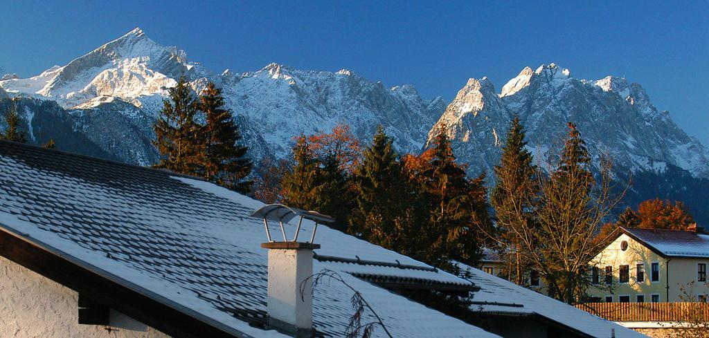 Landhaus Alpenblick Apartamento Garmisch-Partenkirchen Exterior foto